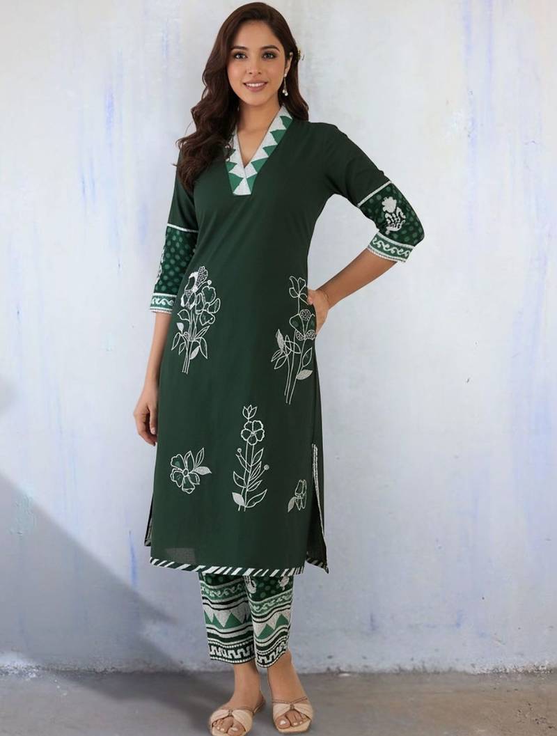 Women Floral Printed Regular Pure Cotton Kurta with Trousers