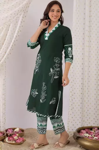 Women Floral Printed Regular Pure Cotton Kurta with Trousers