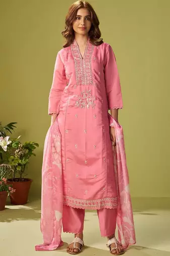 Women Floral Embroidered Regular Thread Work Kurta with Trousers & With Dupatta
