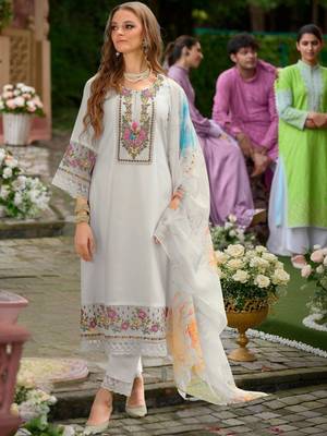 Women Floral Embroidered Regular Thread Work Liva Kurta with Trousers & With Dupatta 1