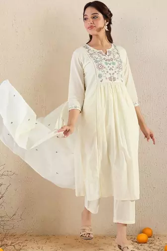 Women Floral Embroidered Empire Thread Work Pure Cotton Kurta with Trousers & With Dupatta