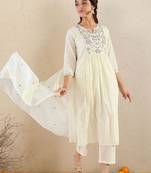 Women Floral Embroidered Empire Thread Work Pure Cotton Kurta with Trousers & With Dupatta