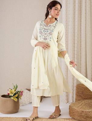 Women Floral Embroidered Empire Thread Work Pure Cotton Kurta with Trousers & With Dupatta 4