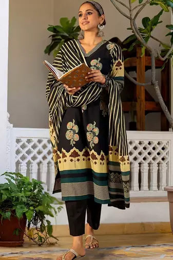 Women Ethnic Motifs Printed Regular Pure Cotton Kurta with Trousers & With Dupatta