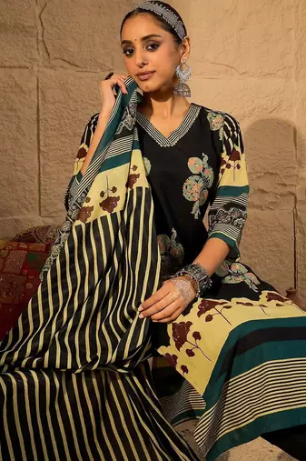 Women Ethnic Motifs Printed Regular Pure Cotton Kurta with Trousers & With Dupatta
