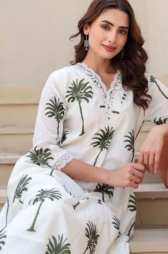 Women Ethnic Motifs Printed Regular Thread Work Pure Cotton Kurta with Trousers