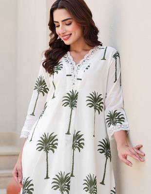 Women Ethnic Motifs Printed Regular Thread Work Pure Cotton Kurta with Trousers 4
