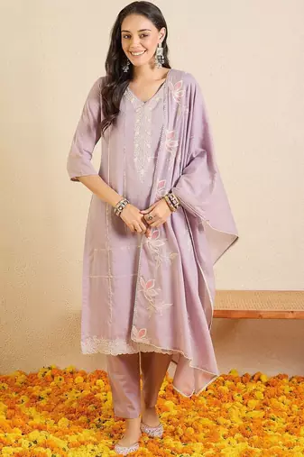 Women Floral Embroidered Regular Thread Work Pure Cotton Kurta with Trousers & With Dupatta