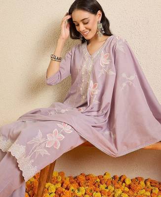 Women Floral Embroidered Regular Thread Work Pure Cotton Kurta with Trousers & With Dupatta 2