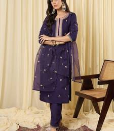 Women Ethnic Motifs Embroidered Regular Thread Work Kurta with Trousers & With Dupatta