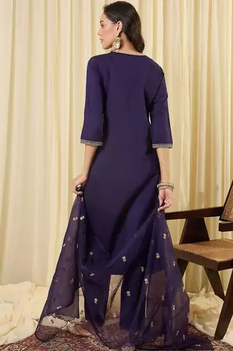 Women Ethnic Motifs Embroidered Regular Thread Work Kurta with Trousers & With Dupatta