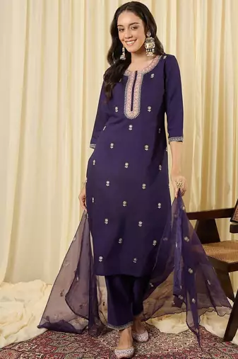 Women Ethnic Motifs Embroidered Regular Thread Work Kurta with Trousers & With Dupatta