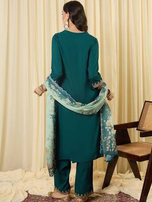 Women Ethnic Motifs Embroidered Regular Thread Work Kurta with Trousers & With Dupatta 3