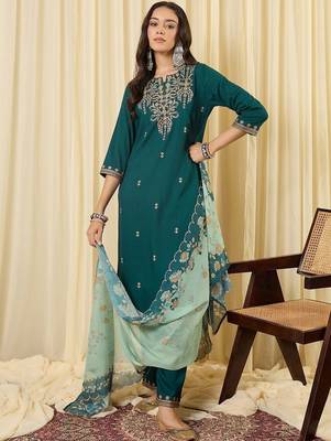 Women Ethnic Motifs Embroidered Regular Thread Work Kurta with Trousers & With Dupatta 4
