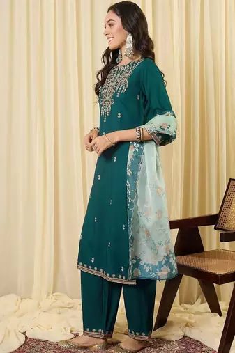 Women Ethnic Motifs Embroidered Regular Thread Work Kurta with Trousers & With Dupatta