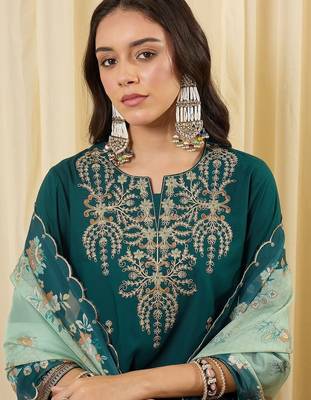 Women Ethnic Motifs Embroidered Regular Thread Work Kurta with Trousers & With Dupatta 6