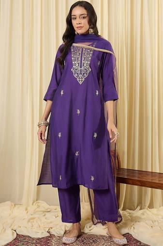 Women Ethnic Motifs Embroidered Regular Thread Work Kurta with Trousers & With Dupatta