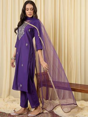 Women Ethnic Motifs Embroidered Regular Thread Work Kurta with Trousers & With Dupatta 5
