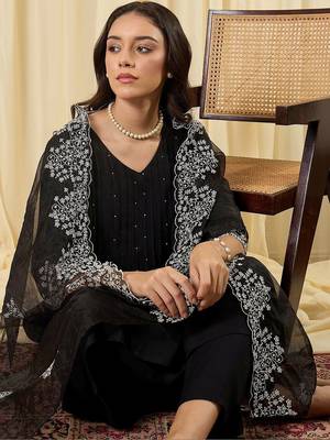 Women Ethnic Motifs Embroidered Regular Thread Work Kurta with Trousers & With Dupatta 2