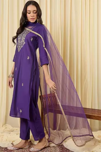 Women Ethnic Motifs Embroidered Regular Thread Work Kurta with Trousers & With Dupatta