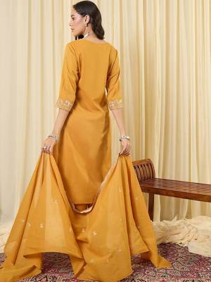 Women Ethnic Motifs Embroidered Regular Thread Work Pure Cotton Kurta with Trousers & With Dupatta 3