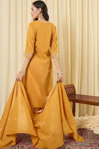 Women Ethnic Motifs Embroidered Regular Thread Work Pure Cotton Kurta with Trousers & With Dupatta
