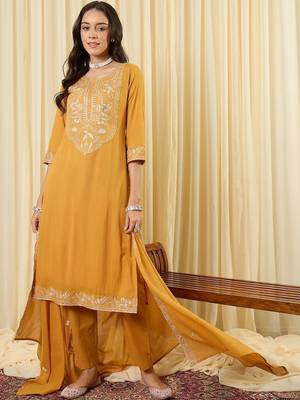 Women Ethnic Motifs Embroidered Regular Thread Work Pure Cotton Kurta with Trousers & With Dupatta 6