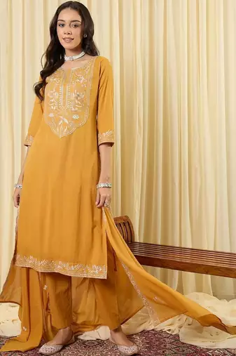 Women Ethnic Motifs Embroidered Regular Thread Work Pure Cotton Kurta with Trousers & With Dupatta