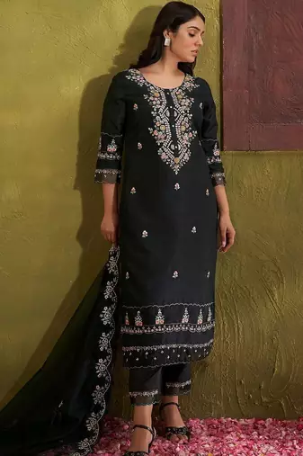 Women Floral Embroidered Regular Thread Work Kurta with Trousers & With Dupatta