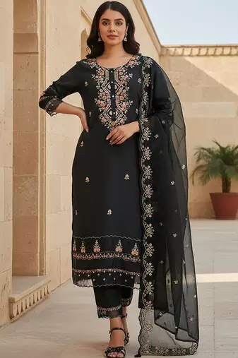 Women Floral Embroidered Regular Thread Work Kurta with Trousers & With Dupatta