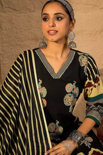 Women Ethnic Motifs Printed Regular Pure Cotton Kurta with Trousers & With Dupatta