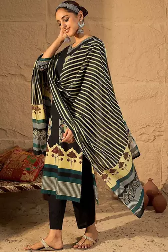 Women Ethnic Motifs Printed Regular Pure Cotton Kurta with Trousers & With Dupatta