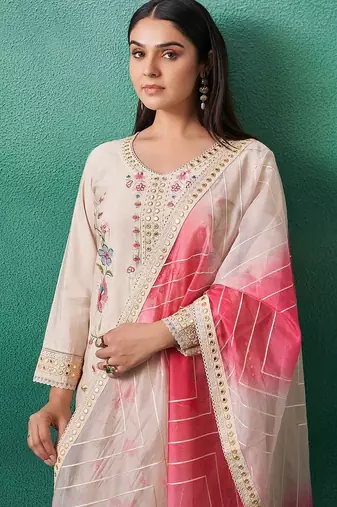 Women Floral Embroidered Regular Mirror Work Kurta with Trousers & With Dupatta