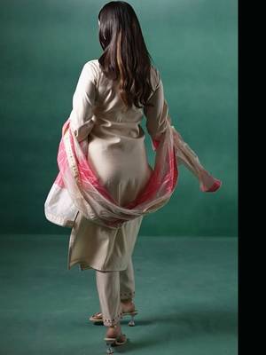 Women Floral Embroidered Regular Mirror Work Kurta with Trousers & With Dupatta 3