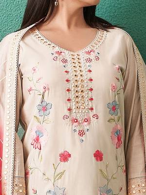 Women Floral Embroidered Regular Mirror Work Kurta with Trousers & With Dupatta 6