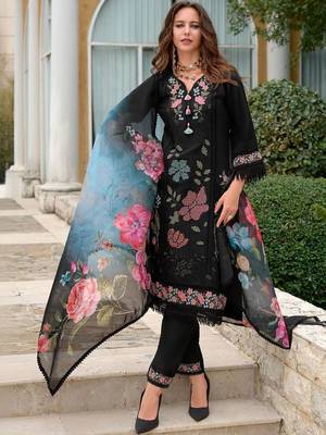 Women Floral Embroidered Regular Thread Work Pure Silk Kurta with Trousers & With Dupatta 1