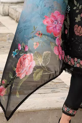 Women Floral Embroidered Regular Thread Work Pure Silk Kurta with Trousers & With Dupatta