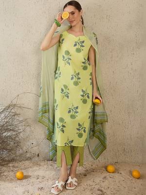 Women Floral Printed Regular Pure Cotton Kurta with Trousers & With Dupatta 1