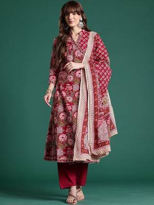 Women Floral Printed Angrakha Pure Cotton Kurta with Trousers & With Dupatta 3