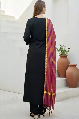 Women Regular Kurta with Trousers & With Dupatta