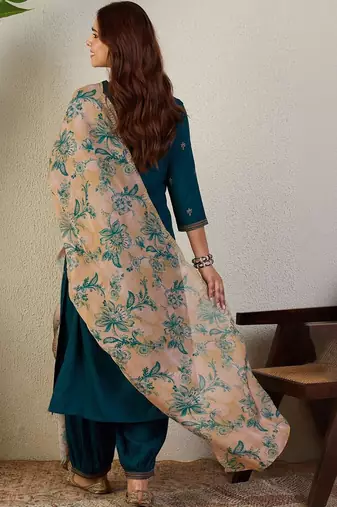 Ethnic Motifs Embroidered Regular Thread Work Kurta With Patiala & Dupatta