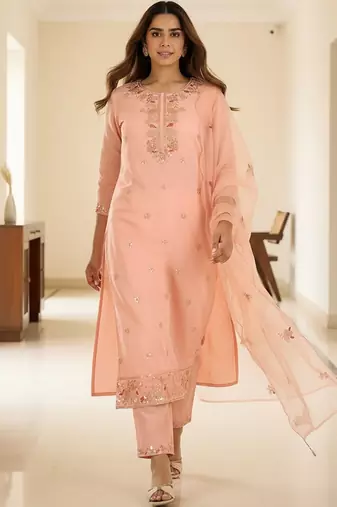 Ethnic Motifs Embroidered Regular Sequinned Kurta With Trousers & Dupatta