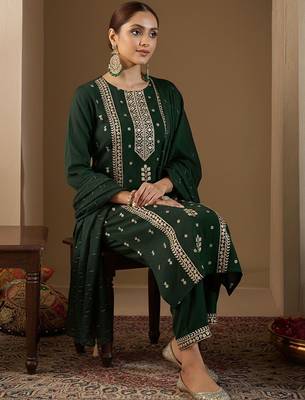 Ethnic Motifs Embroidered Round Neck Thread Work Kurta With Trousers & Dupatta 7