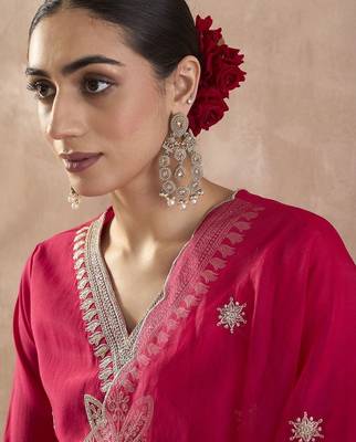 Ethnic Motifs Embroidered Thread Work Straight Kurta With Trousers & Dupatta 3