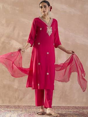 Ethnic Motifs Embroidered Thread Work Straight Kurta With Trousers & Dupatta 5