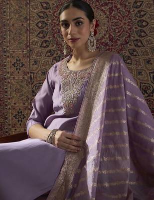 Ethnic Motifs Embroidered Round Neck Thread Work Kurta With Trousers & Dupatta 6