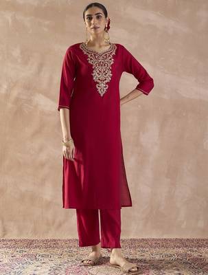 Floral Embroidered Round Neck Thread Work Kurta With Trouser 1