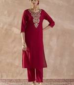 Floral Embroidered Round Neck Thread Work Kurta With Trouser