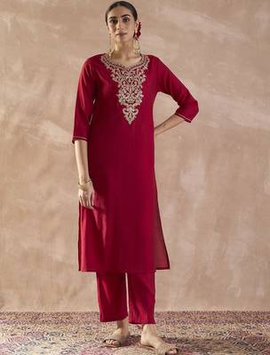 Floral Embroidered Round Neck Thread Work Kurta With Trouser 5