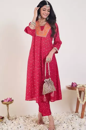 Women Ethnic Motifs Embroidered Regular Thread Work Silk Kurta with Trousers
